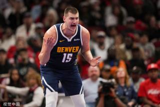 他多次送出 他多次送出